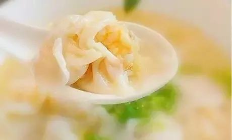 http://n.sinaimg.cn/translate/w460h279/20171222/29lJ-fypvuqf0462431.jpg