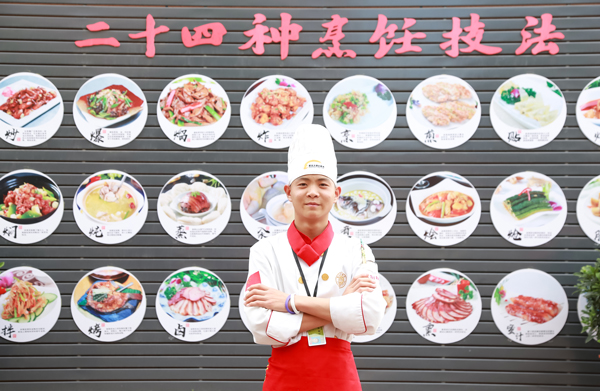 【新厨故事】李懂：16岁，我选择走进云南新东方学烹饪