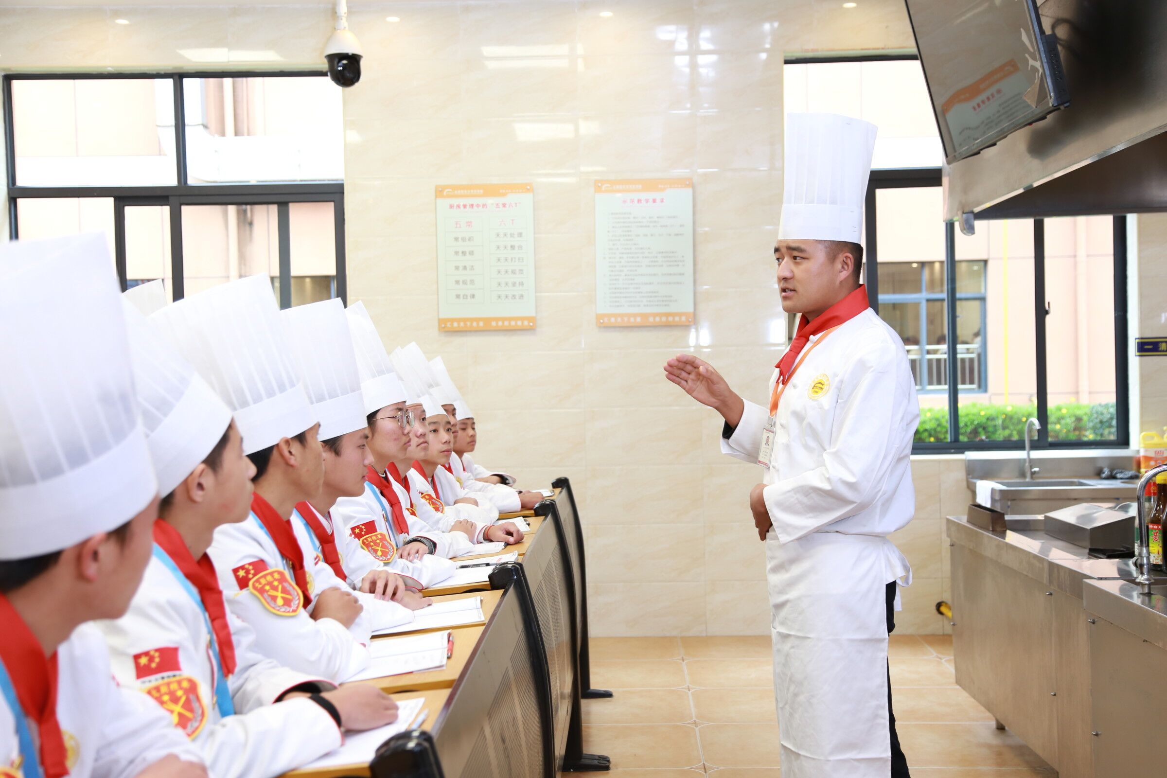 揭秘丨云南新东方烹饪学校到底是如何上课的？