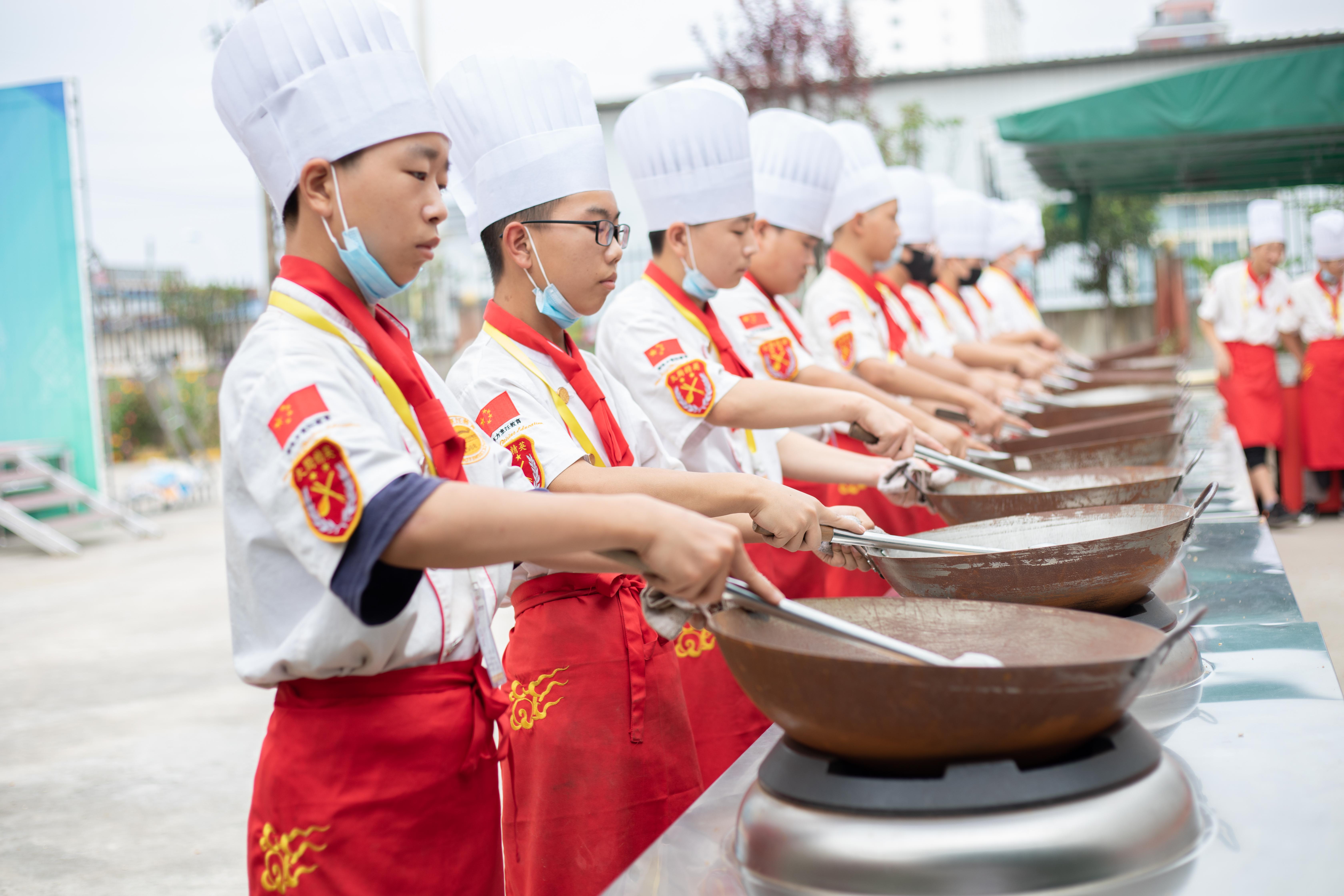 云南新东方烹饪学校带你细数学厨的优势